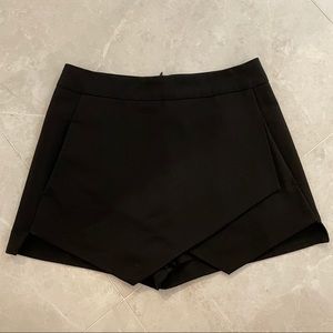AQUA Black Skort